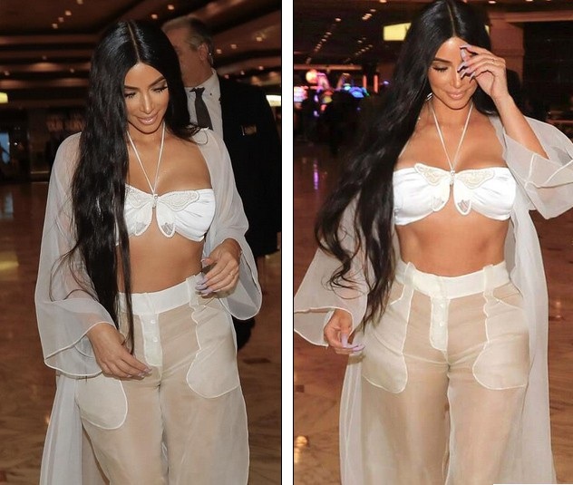 Kim Kardashian gây choáng với trang phục sexy - 6 Kim Kardashian gây choáng với trang phục sexy - 6