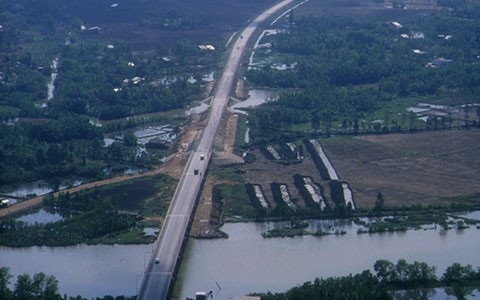 Nam Sài Gòn “thay da đổi thịt” sau 43 năm giải phóng - 2 Con đường huyết mạnh Nguyễn Văn Linh, khai phá tiềm năng của khu Nam TPHCM