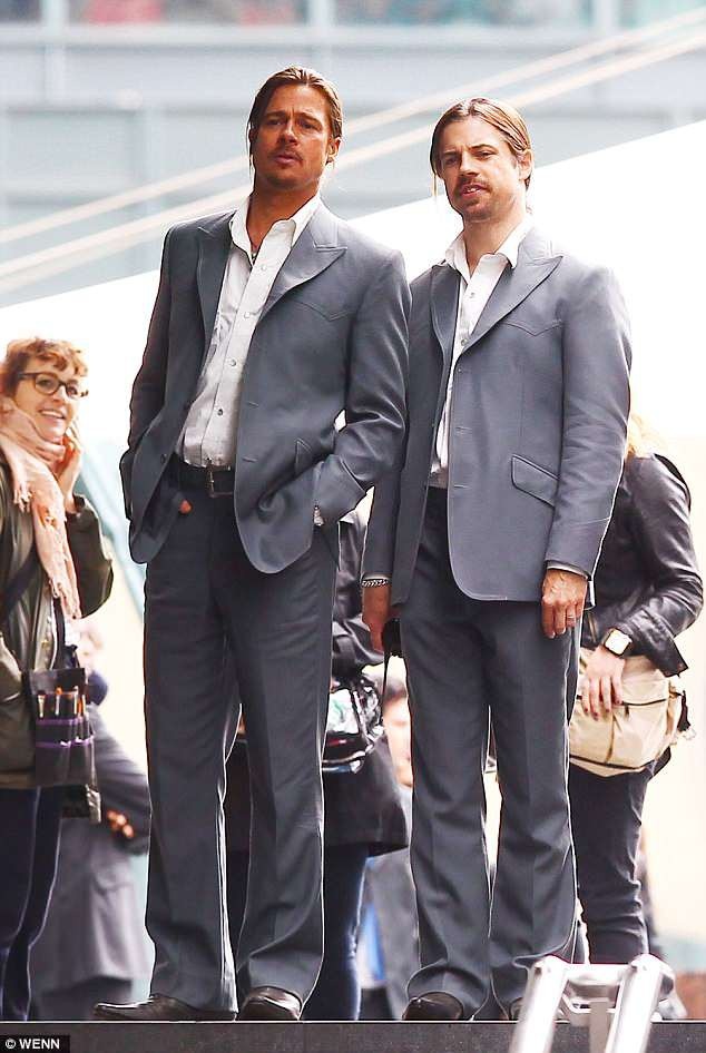 Tài tử Brad Pitt (trái) và diễn viên đóng thế Phil Ball đã cùng hợp tác trong phim “The Counselor” (Ngài luật sư - 2013). Dù không thực sự giống nhau nhiều, nhưng đây là diễn viên đóng thế mà Brad Pitt đã hợp tác qua nhiều dự án phim.