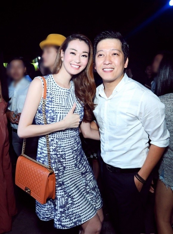 Người đẹp “điều tiếng” nối gót Nam Em tố Trường Giang lăng nhăng là ai? - 1 Khánh My đã gây sốc khi lên tiếng “tố” Trường Giang công khai tán tỉnh cô trong thời gian hẹn hò Nhã Phương. Người đẹp này còn cho rằng, Trường Giang trăng hoa là lỗi của Nhã Phương đã dung túng, tha thứ hết lần này đến lần khác cho sự lăng nhăng của bạn trai.