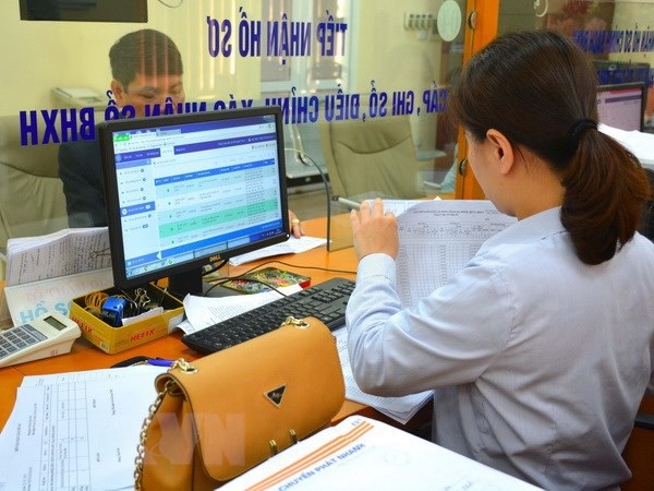 Nhân viên bỏ việc hàng loạt, Bảo hiểm xã hội TP.HCM gặp khó - 1 Ảnh chỉ có tính minh họa. (Ảnh: Công Luật/TTXVN)