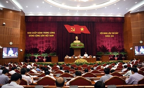 ĐỂ "CÓ LÊN CÓ XUỐNG, CÓ VÀO CÓ RA" - 1
Hội nghị Trung ương 7, khóa XII. Ảnh: Trọng Hải
