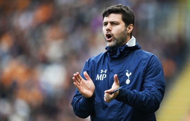 Giám đốc điều hành của Real Madrid, Jose Angel Sanchez rất mến mộ tài năng của Pochettino. Sự “mát tay” của HLV người Argentina với cầu thủ trẻ là điểm cộng lớn bởi Real Madrid đang trong quá trình trẻ hóa. Tài năng của Pochettino đã được chứng minh ở Spurs. Tuy nhiên, Real Madrid có thể phải chi ra số tiền lớn để có được sự phục vụ của Pochettino bởi ông vừa ký hợp đồng mới với Tottenham (có thời hạn tới năm 2023).