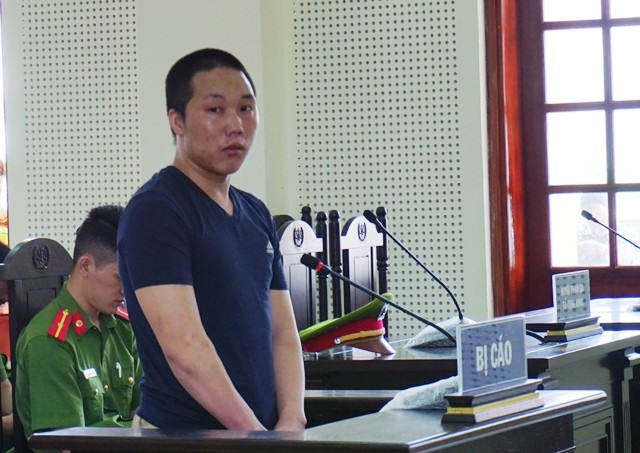 Nước mắt tử tù ma túy - 1 Thò Bá Nái tại phiên tòa phúc thẩm cấp cao. Đơn kháng cáo không được chấp nhận, Nái chỉ còn hi vọng sống duy nhất là gửi đơn xin Chủ tịch Nước ân giảm