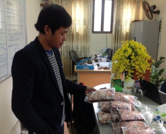 Khoa Công nghệ Môi trường - Trường Đại học Thủ đô Hà Nội đẩy mạnh nghiên cứu khoa học ứng dụng - 2
Cơ sở nuôi trồng và sản phẩm Linh Chi khô đóng gói tại trường Đại học Thủ đô Hà Nội.