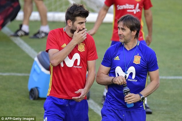 Real Madrid mất tiền bồi thường để có HLV Lopetegui - 1
HLV Lopetegui sẽ chia tay đội tuyển Tây Ban Nha sau World CUp 2018