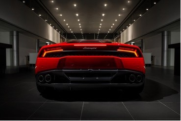 Mỗi năm trải nghiệm một dòng xe Lamborghini - Tại sao không? - 3
