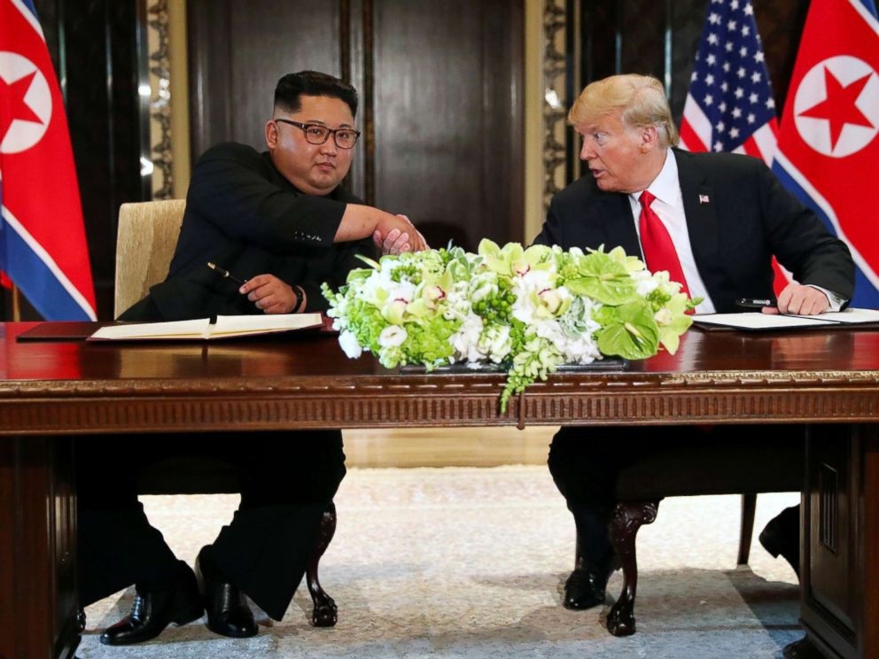 trump-kim-summit-singapore-26-rtr-jc-180611_hpmain_4x3_992 trump-kim-summit-singapore-26-rtr-jc-180611_hpmain_4x3_992