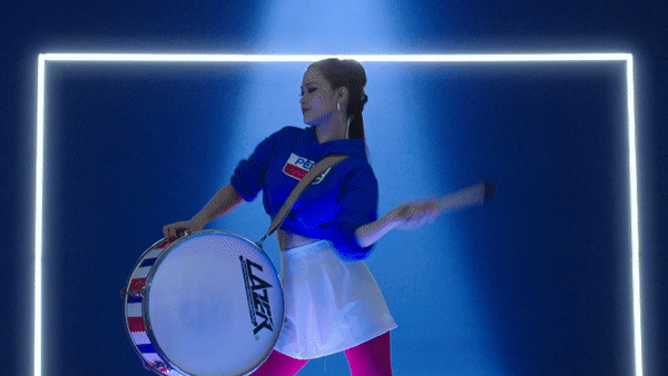 Xuân Trường, Isaac, Đông Nhi kết hợp cực “thần thái” trong MV cổ vũ bóng đá - 4 Xuân Trường, Isaac, Đông Nhi kết hợp cực “thần thái” trong MV cổ vũ bóng đá - 4