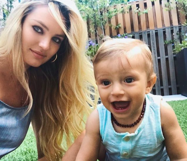Candice Swanepoel sinh con thứ 2 - 7
Siêu mẫu gợi cảm bên cậu con trai 2 tuổi Arcana