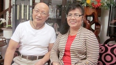 Nghệ sĩ xiếc 78 tuổi bất bình vì bị trượt danh hiệu NSND - 1 NSƯT Lê Văn Thể cùng vợ là nghệ sĩ xiếc Tâm Chính.