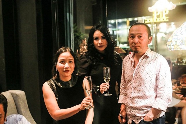 Võ sư “Người phán xử” bị khởi tố; phục hồi điều tra Hoa hậu Trương Hồ Phương Nga - 17 Thanh Lam vừa đón sinh nhật lần thứ 49 đầy ấm cúng bên cạnh người thân, bạn bè và đặc biệt có sự xuất hiện của nhạc sĩ Quốc Trung.