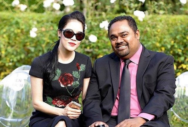 Võ sư “Người phán xử” bị khởi tố; phục hồi điều tra Hoa hậu Trương Hồ Phương Nga - 15 “Sáng nào ngủ dậy, anh cũng hỏi: “Hôm nay, liệu có thay đổi quyết định không? Có kết hôn với anh không? Nhưng tôi vẫn chưa nhận lời…”, ca sĩ Thu Phương trải lòng không giấu giếm về cuộc tình hơn 10 năm, có hai con chung nhưng vẫn chưa đăng ký kết hôn với Dũng Taylor.