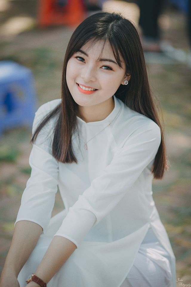 Những nữ sinh xinh xắn tại cuộc thi tài sắc sinh viên Imiss Thăng Long 2018 - 22
Đỗ Thị Thu Huyền.