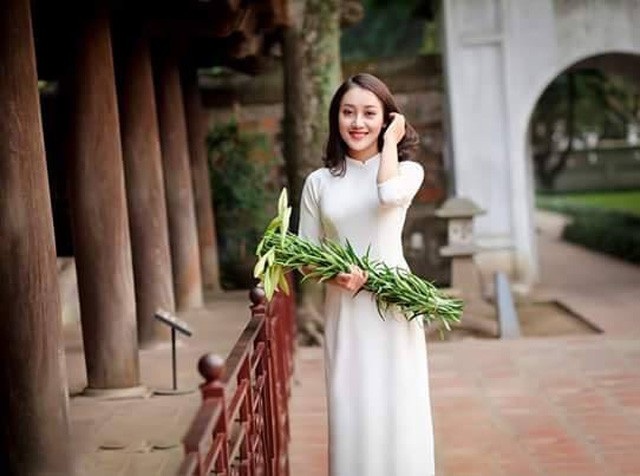 Những nữ sinh xinh xắn tại cuộc thi tài sắc sinh viên Imiss Thăng Long 2018 - 10
Nguyễn Minh Phương