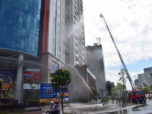 Sun Square bàn giao ngay căn hộ 3 phòng ngủ khi khách hàng đóng 1,6 tỷ đồng - 2 Diễn tập Phòng cháy chữa cháy tại Sun Square