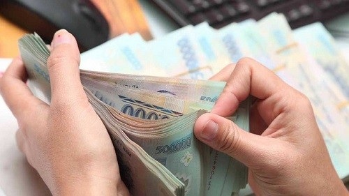 Khởi tố Chủ tịch xã tham ô tiền hỗ trợ hạn hán - 1 Vị Chủ tịch xã bớt xén tiền hỗ trợ hạn hán (ảnh minh họa)