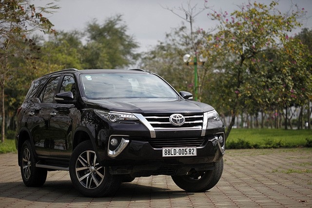 Toyota Fortuner sẽ trở lại vào tháng 8, giá từ 1,026 tỉ đồng - 2 Toyota Fortuner sẽ trở lại vào tháng 8, giá từ 1,026 tỉ đồng - 2
