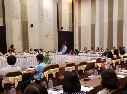Đà Nẵng: Toạ đàm về việc thực hiện nghĩa vụ theo pháp luật của ngân hàng - 2 Ông Phan Ngọc Hà trình bày những khó khăn của các ngân hàng khi cho vay tín chấp - một trong những nghĩa vụ được quy định trong Bộ luật Dân sự 2015