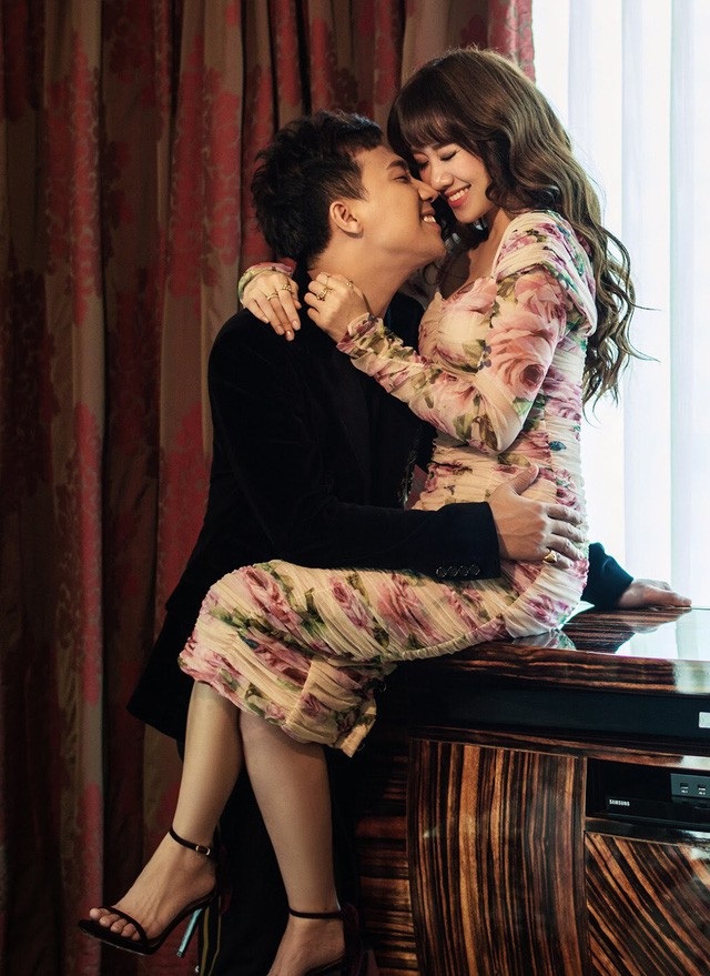 BTV Minh Tiệp bị tạm dừng lên sóng; Tố họa sĩ hiếp dâm, người mẫu nude… thất nghiệp - 11 Vợ chồng Hari - Trấn Thành chia sẻ, ở giai đoạn đầu chung sống, cả hai đã nhận những đắng cay, sóng gió gấp hai, gấp ba lần các đôi vợ chồng bình thường. Thế nhưng, đến hiện tại cả hai vẫn hạnh phúc với cuộc sống sau hôn nhân ngọt ngào.
