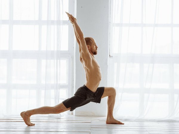 8 bài tập Yoga làm tăng số lượng tinh binh - 1 8 bài tập Yoga làm tăng số lượng tinh binh - 1