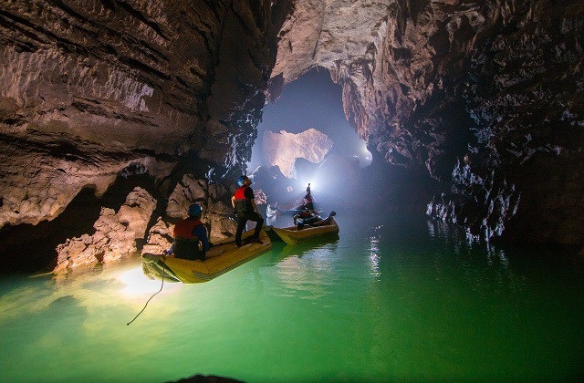 Phong Nha - Kẻ Bàng đón hơn 6,6 triệu lượt khách trong 15 năm qua - 3 VQG Phong Nha - Kẻ Bàng là nơi tập trung những tính chất đa dạng địa chất, địa hình, địa mạo và sinh thái của thiên nhiên; nơi đây hiện diện những dấu ấn đậm nét của lịch sử phát triển địa chất lâu dài từ hơn 400 triệu năm về trước.