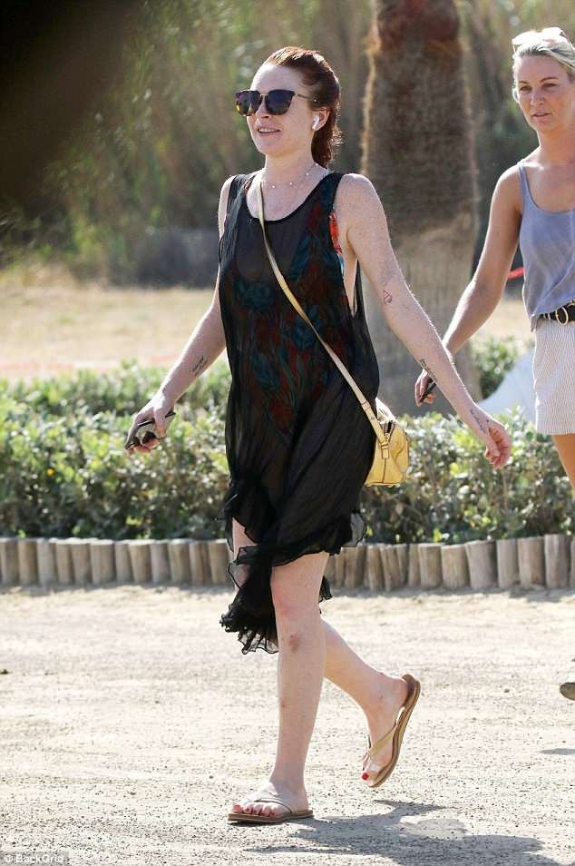 Lindsay Lohan tái xuất sau một thời gian "ở ẩn" - 13