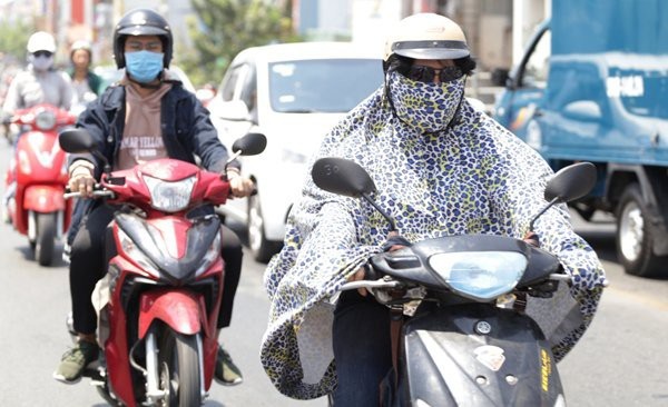 Hà Nội: Nắng nóng 40 độ bao giờ kết thúc? - 1 Hà Nội có 3 ngày liên tiếp nắng nóng 39 độ