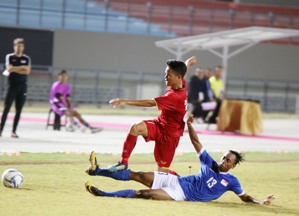HLV Hoàng Anh Tuấn: “Bị loại ở vòng bảng sẽ là bài học cho U19 Việt Nam” - 2
U19 Việt Nam cần rút ra nhiều bài học để hướng đến giải châu Á