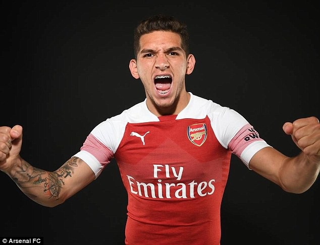 Arsenal chính thức chiêu mộ thành công ngôi sao Uruguay - 1
Lucas Torreira chính thức cập bến Arsenal