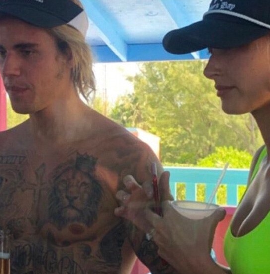 Justin Bieber xác nhận đã đính hôn - 5
Em làm cho anh tốt hơn rất nhiều. Ở bên em, mọi thứ đều có ý nghĩa! Điều anh thích nhất là em trai và em gái của anh sẽ được chứng kiến một cuộc hôn nhân ổn định và lành mạnh.
