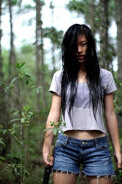 Lạm dụng cảnh sex và bạo lực: Phim Việt bị xử phạt, cấm chiếu - 2 Hình ảnh trong phim Bẫy cấp 3, bộ phim bị cấm chiếu vì nội dung có nhiều cảnh kinh dị, bạo lực.