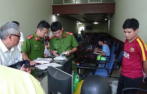 Đánh sập đường dây cá độ bóng đá tiền tỉ qua mạng - 1 Đánh sập đường dây đánh bạc dưới hình thức cá độ bóng đá qua mạng (ảnh minh họa)