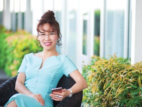 "Ông trùm" truyền thông mất ngàn tỷ; Đại gia Lã Vọng "toan tính" gì sau khi thoái vốn? - 4 Cổ phiếu VJC của doanh nghiệp do bà Nguyễn Thị Phương Thảo điều hành có phiên giảm điểm đáng kể