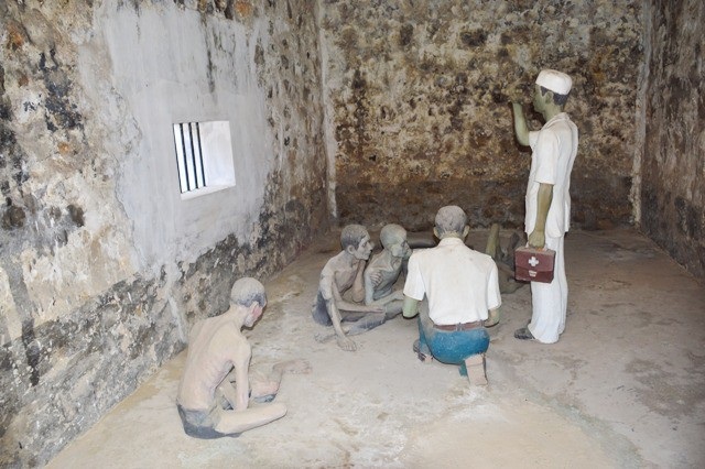 
Tái dựng hình ảnh nhà tù Côn Đảo năm xưa.
