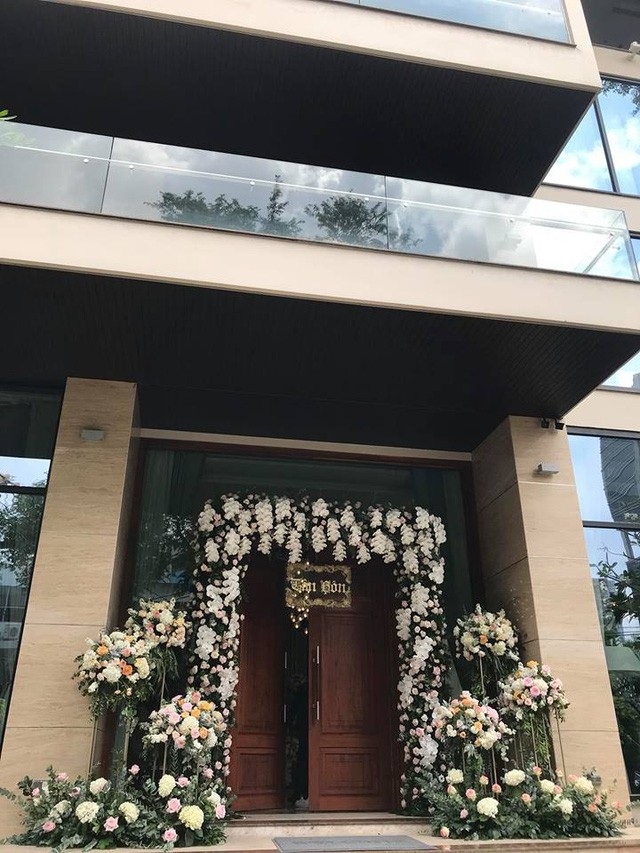 Cuộc sống nhung lụa của 3 Hoa hậu mới sinh con cho chồng đại gia - 2 Cuộc sống nhung lụa của 3 Hoa hậu mới sinh con cho chồng đại gia - 2