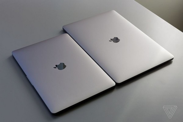 Cận cảnh MacBook Pro vừa được Apple trình làng, giá lên đến 6.700USD - 2 Apple nâng cấp 2 phiên bản MacBook Pro 13 và 15-inch