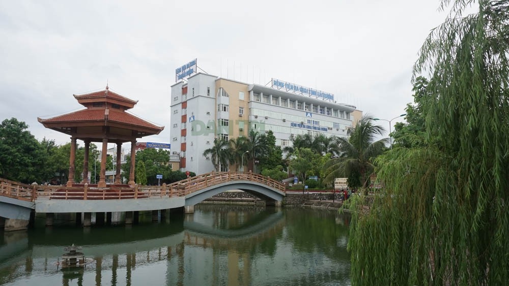 Bị phạt 200 triệu do xả thải không phép, bệnh viện đổ tại đơn vị thi công - 2 Bị phạt 200 triệu do xả thải không phép, bệnh viện đổ tại đơn vị thi công - 2