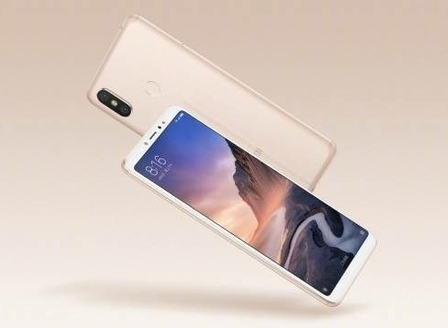 Xiaomi Mi Max 3 trình làng với màn hình lên đến 7-inch, kèm thỏi pin “khủng” - 1 Mi Max 3 sở hữu thiết kế không viền với cụm camera kép ở mặt sau