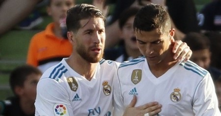 Real Madrid chia tay C.Ronaldo, Sergio Ramos ăn mừng lấy vợ - 4 Ramos không hề buồn bã khi C.Ronaldo ra đi