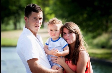 “Bật mí” về bà xã xinh đẹp cực kì kín tiếng của Eden Hazard - 1 “Bật mí” về bà xã xinh đẹp cực kì kín tiếng của Eden Hazard - 1