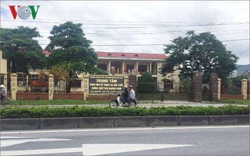 Quảng Ninh: Có đơn vị nợ lương, BHXH đến hàng chục tỷ đồng - 1 Trung tâm Khoa học kỹ thuật và Sản xuất giống thủy sản Quảng Ninh không phải là đơn vị sự nghiệp duy nhất trên địa bàn tỉnh Quảng Ninh vi phạm các quyền lợi về lương và bảo hiểm xã hội với người lao động