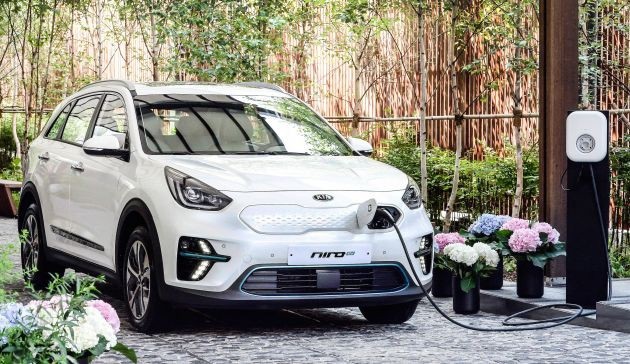 Xe chạy điện KIA Niro chính thức có mặt trên thị trường - 3