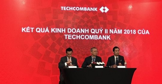 Techcombank vừa công bố kết quả kinh doanh 6 tháng đầu năm với lợi nhuận trước thuế đạt mức cao 5.196 tỷ đồng.