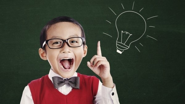 Người đeo kính không chỉ trông “trí thức” mà họ có thể thực sự thông minh hơn! - Ảnh 1. Người đeo kính không chỉ trông “trí thức” mà họ có thể thực sự thông minh hơn! - Ảnh 1.