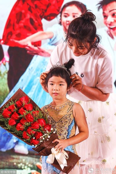 Huỳnh Dịch: Từ nữ hoàng điện ảnh tụt dốc thành “người đàn bà hư hỏng” - 9 Huỳnh Dịch: Từ nữ hoàng điện ảnh tụt dốc thành “người đàn bà hư hỏng” - 9