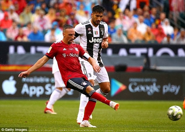 Không có C.Ronaldo, Juventus vẫn hạ gục Bayern Munich - 2
Đội hình trẻ của Bayern Munich không thể chống nổi dàn sao của Juventus
