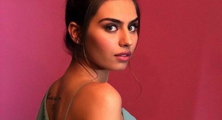 Ngoài tài năng bóng đá, Ozil còn được hâm mộ với bạn gái xinh như mộng - 1 Bạn gái Ozil gây chú ý vì quá đỗi xinh đẹp, mặn mà