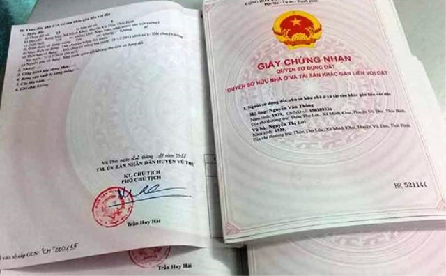 Hơn 70.000 sổ đỏ “ế” vì dân... không chịu nhận - 1
Theo thống kê của Sở Tài nguyên và Môi trường tỉnh Thái Bình, tính đến giữa tháng 3/2018, Sở này đang “ế” tới 71.252 sổ đỏ.