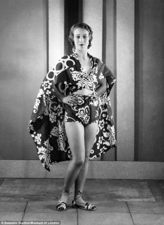 Những bộ đồ bơi này trông có thể khá “an toàn” trong mắt nhiều phụ nữ hiện đại nhưng thực tế, đối với phụ nữ hồi thập niên 1930, đó là cả một sự cách tân.